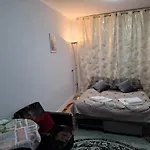Goscinne Buzuki * تشيهانوف