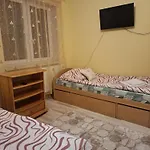 Goscinne Buzuki فندق مبيت وإفطار *