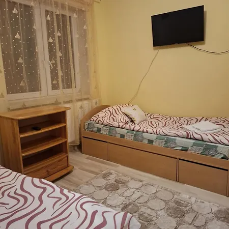 Goscinne Buzuki Alojamento de Acomodação e Pequeno-almoço *